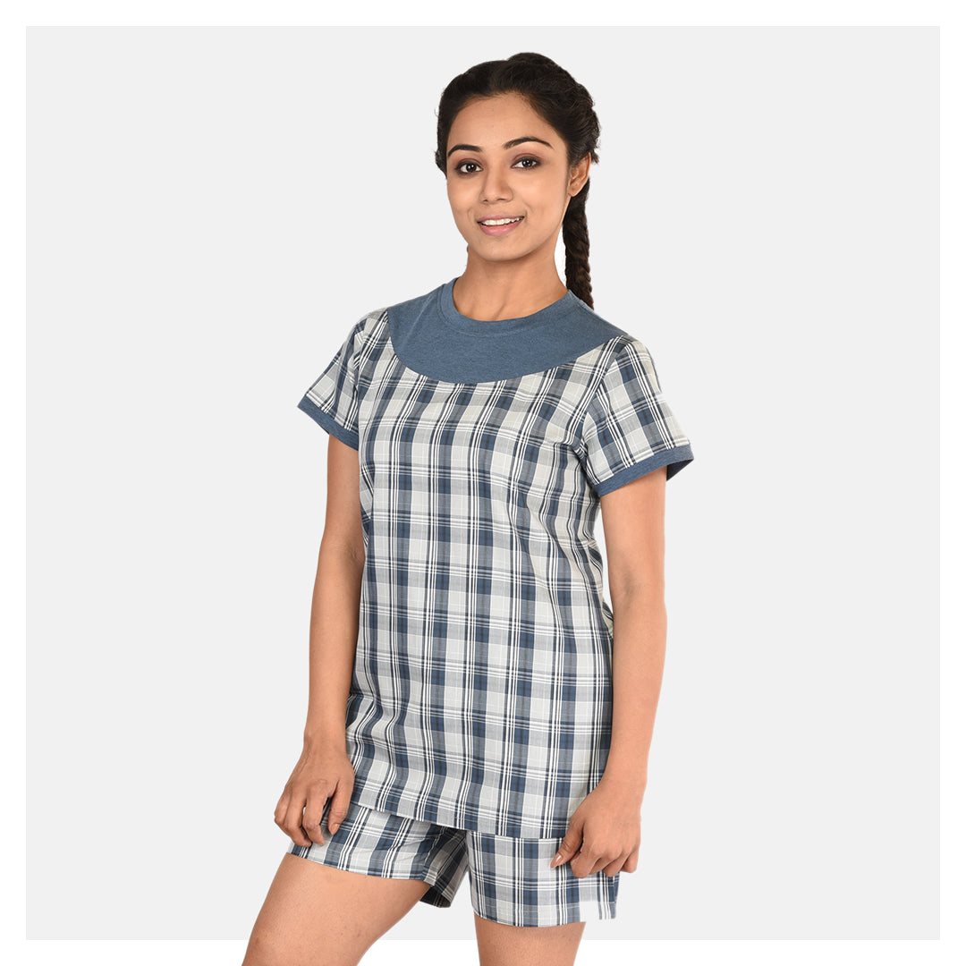 Comfortable Women's Cotton Shorts Set In Checkered Print