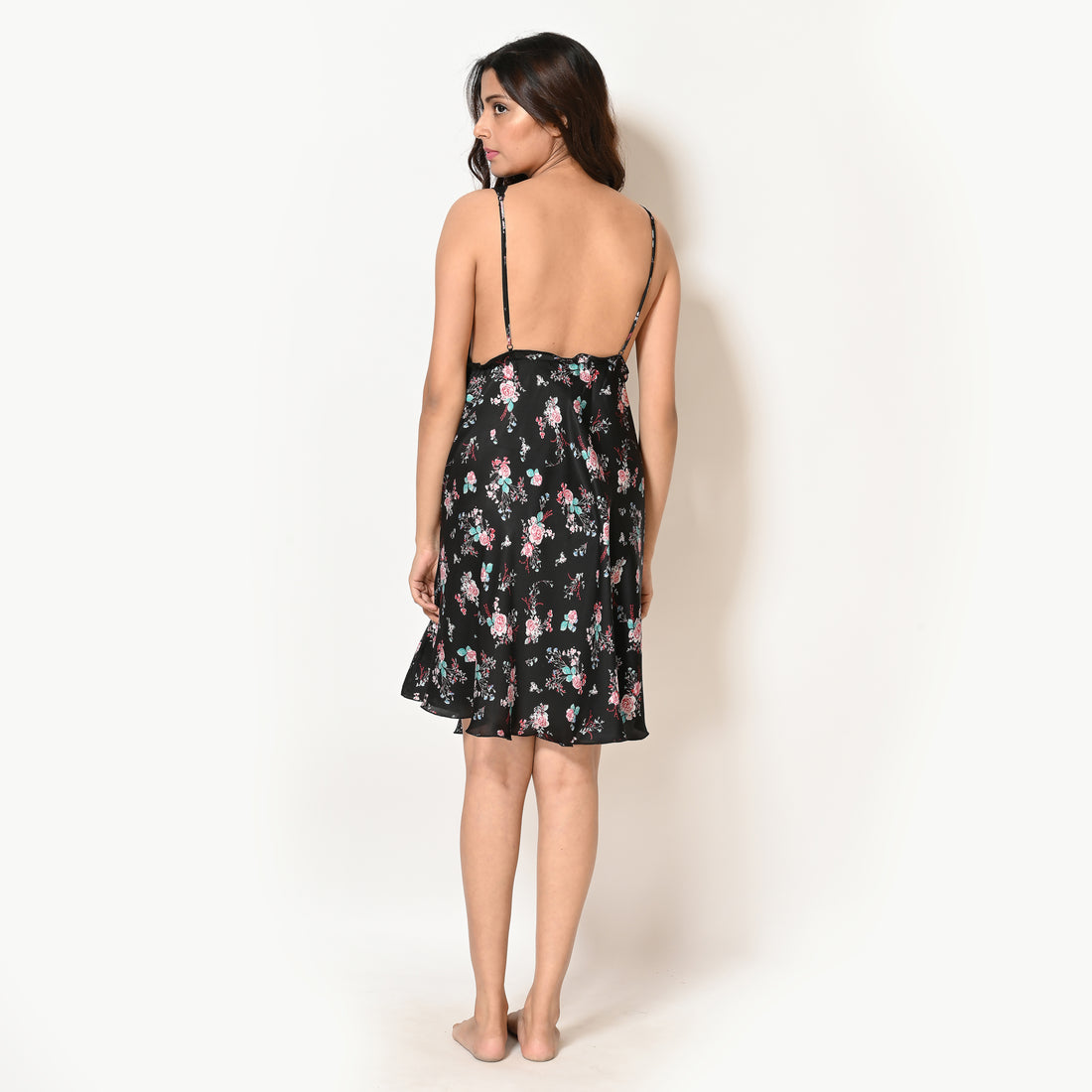 Chic Black Floral Satin Short Nightgowns for Women - Elegant Matte Finish Prints